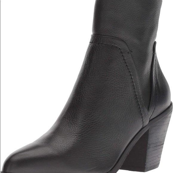 Heeled ankle boots - Picture 5 of 5